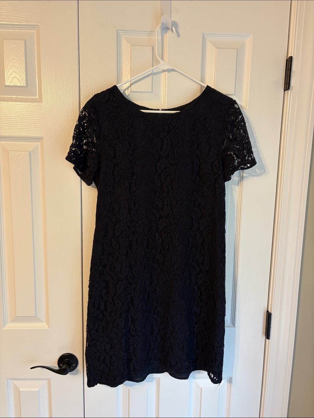 Ann Taylor navy lace dress